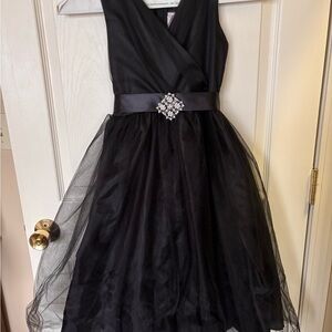 Chic Black Kids Formal Dress with Jewel Detail